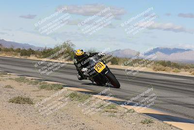 media/Nov-16-2025-Race Pace (Sun) [[8c5fa54630]]/Non Verified Riders (1st 20 Minutes)/3-Turn 3 Inside (11am)/